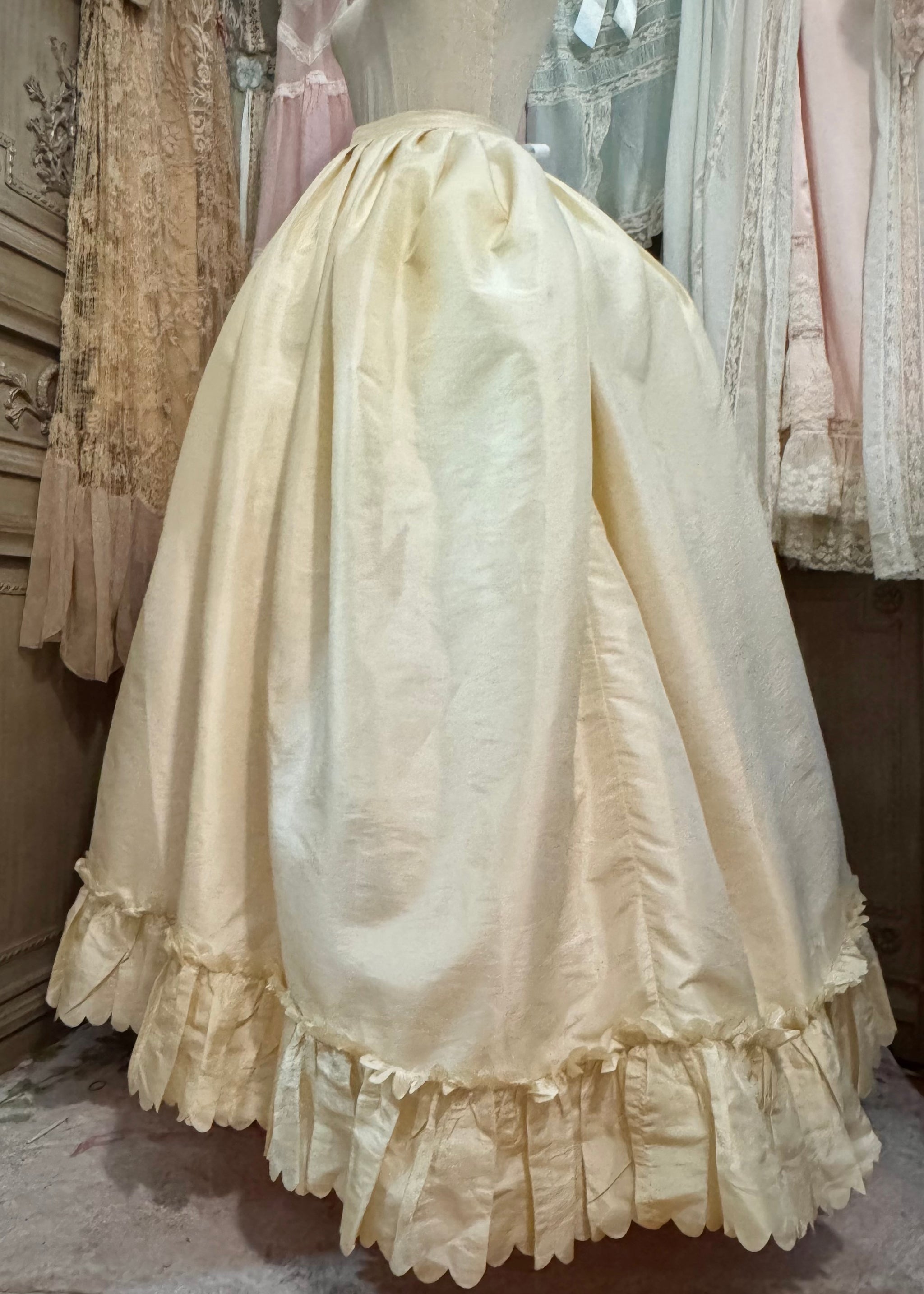 Let them eat cake gown   Ann.tique