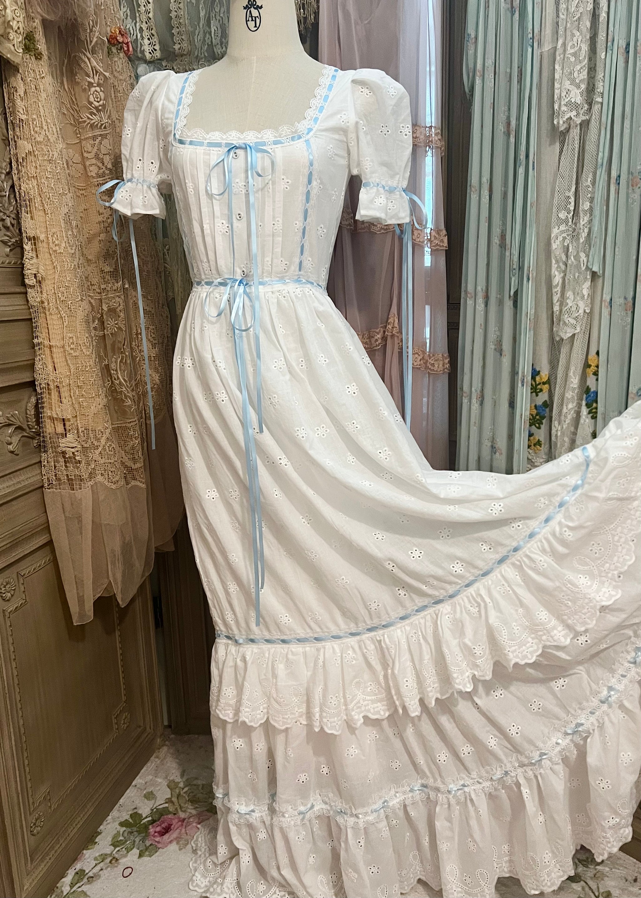 n*8様 TreatÜrself special Vintage dress TreatÜrself special Vintage dress