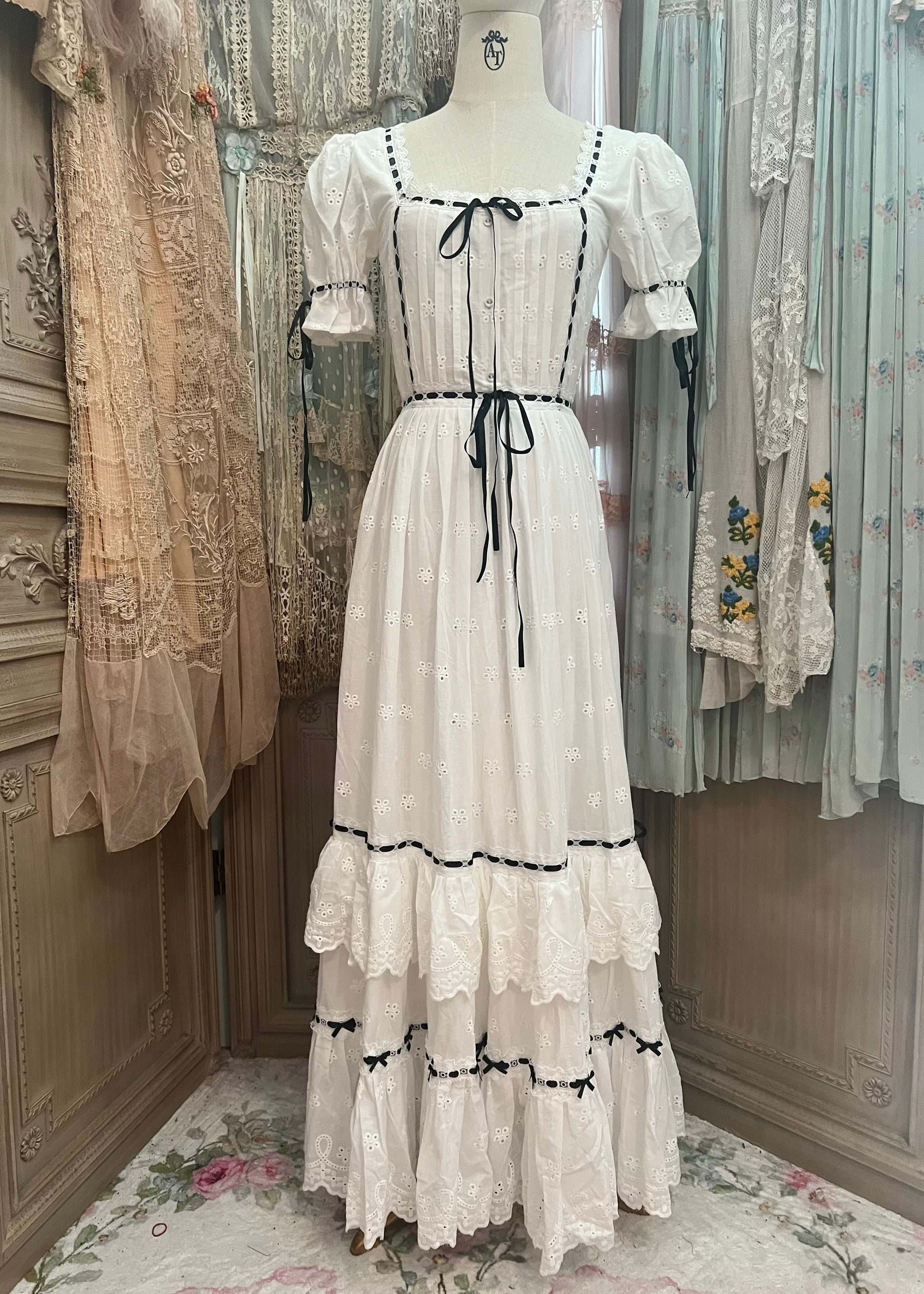 Summer whispers dress – Ann.tique