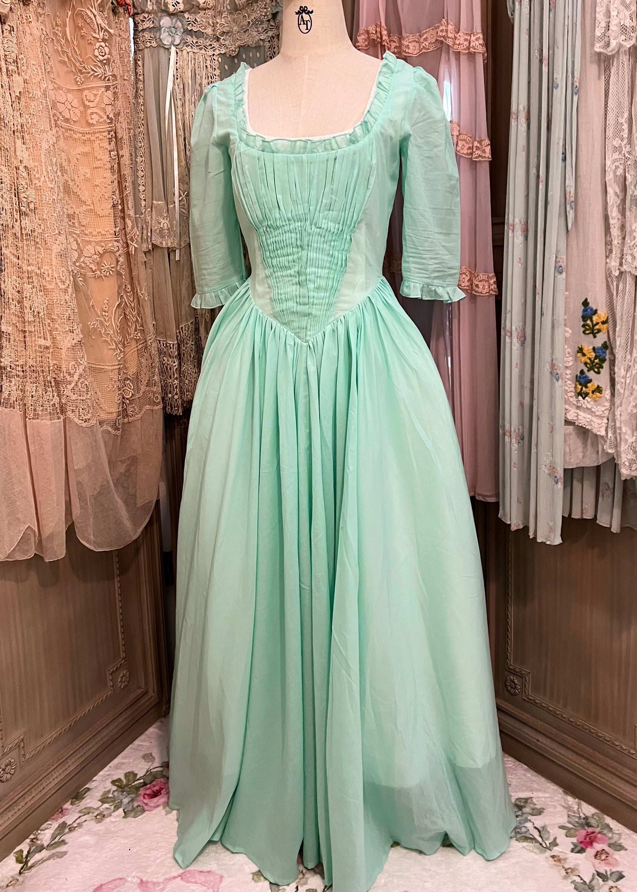 Cinderella dress – Ann.tique