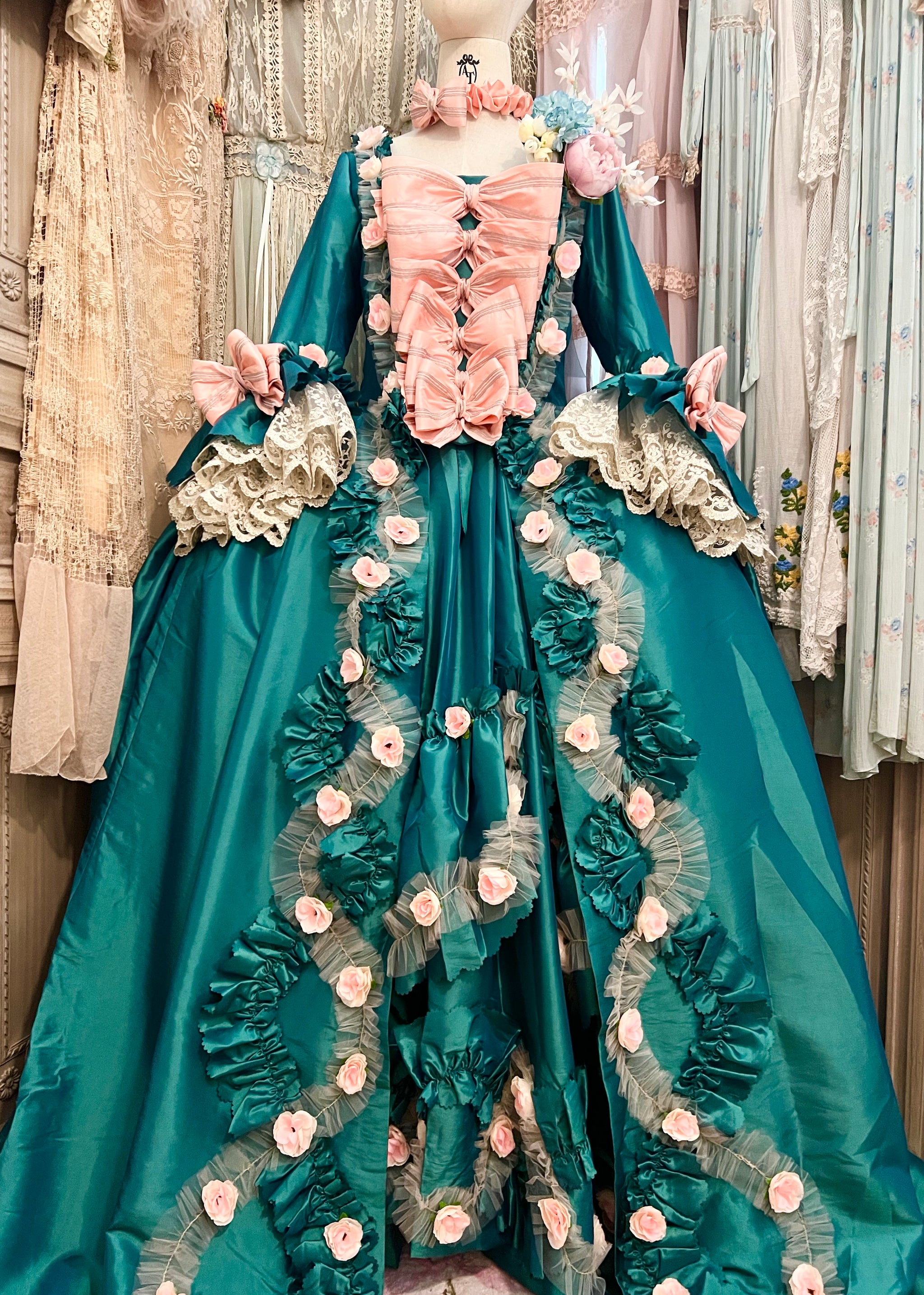 madame winter dresses Pick your frosty fav! #madame #madamefashions #BeEveryoneUR #whimsicalwinter #womenfashion #fashion #fashionandstyle #newarrivals #newlooks #yourwintercloset Madame| MadameFashions | WomenFashion
