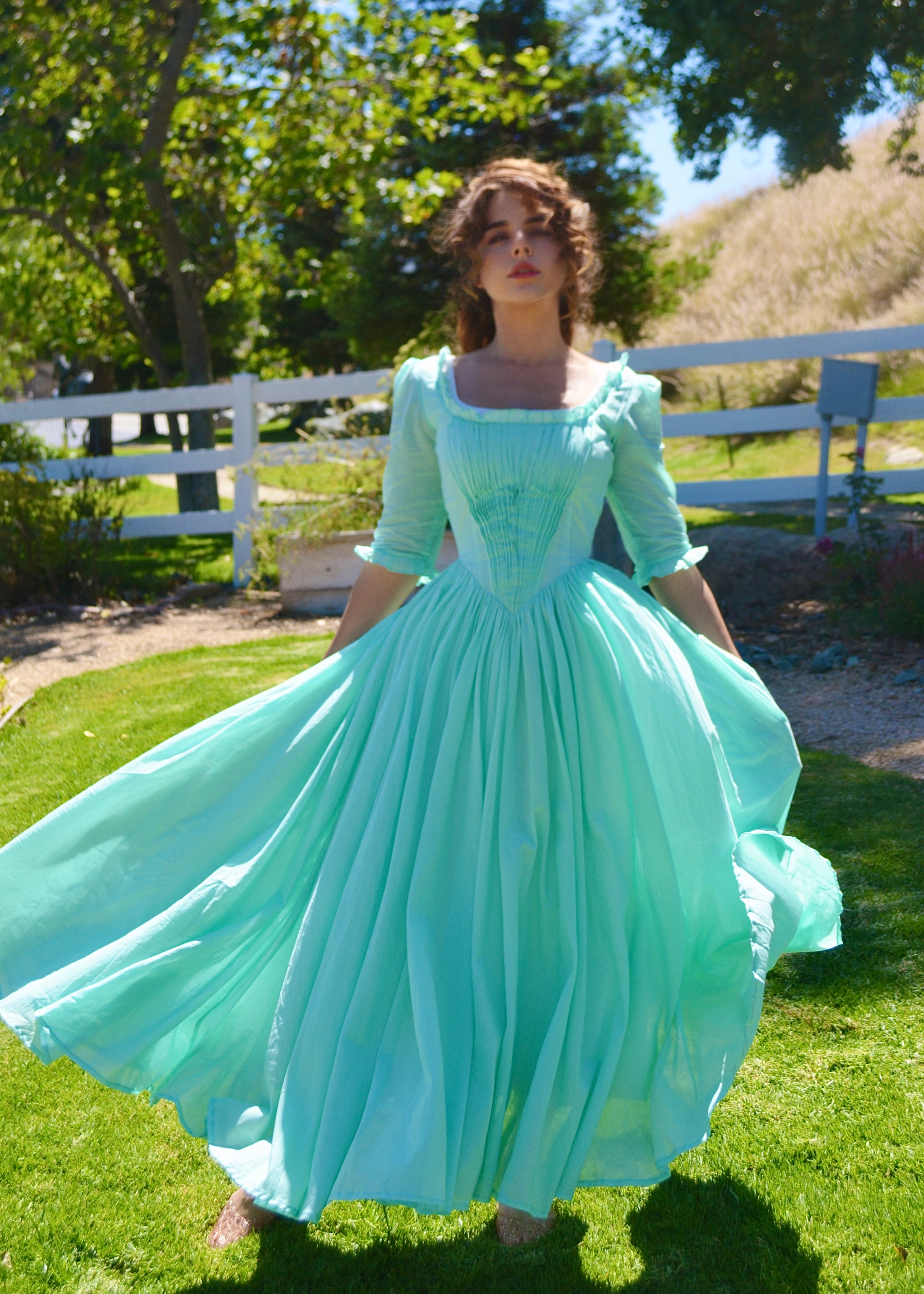 Cinderella dress Ann.tique Cinderella dress Ann.tique