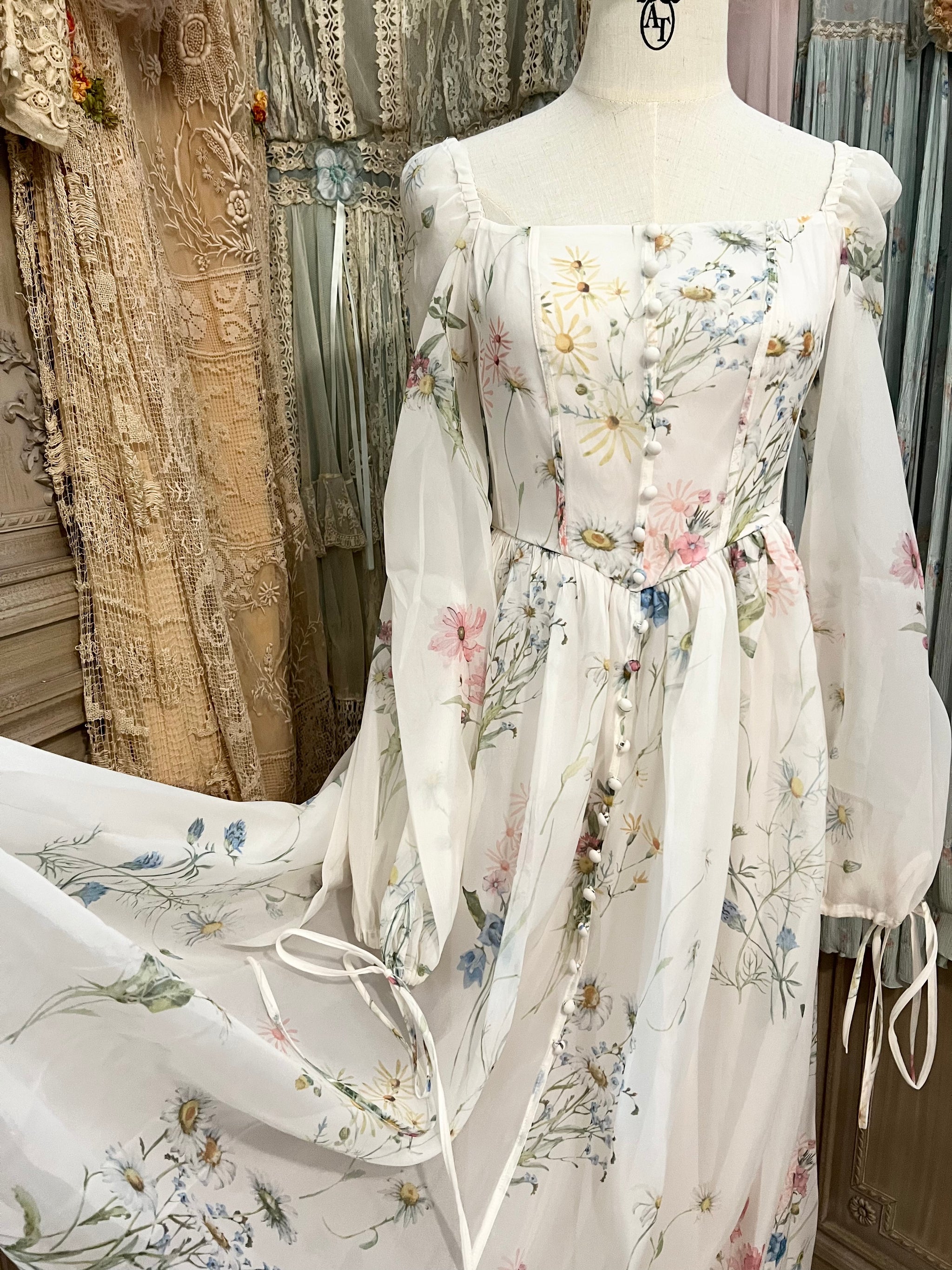 Blooming Spring Dress Spring fashion Dress of the day feminine aesthetic romantic Cottagecore fairycore Parisian style M