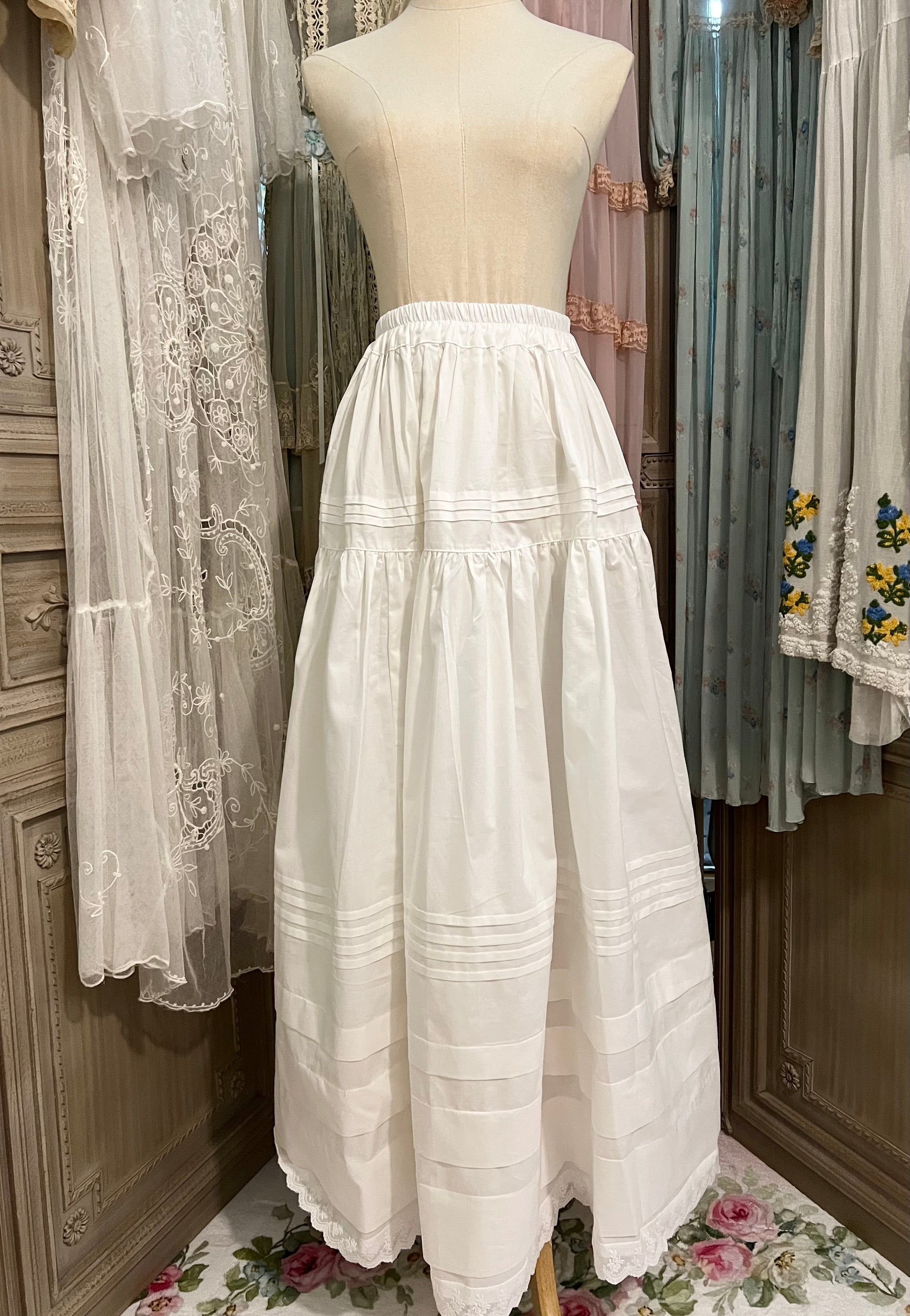 A walk in the clouds skirt Cottagecore skirt doen