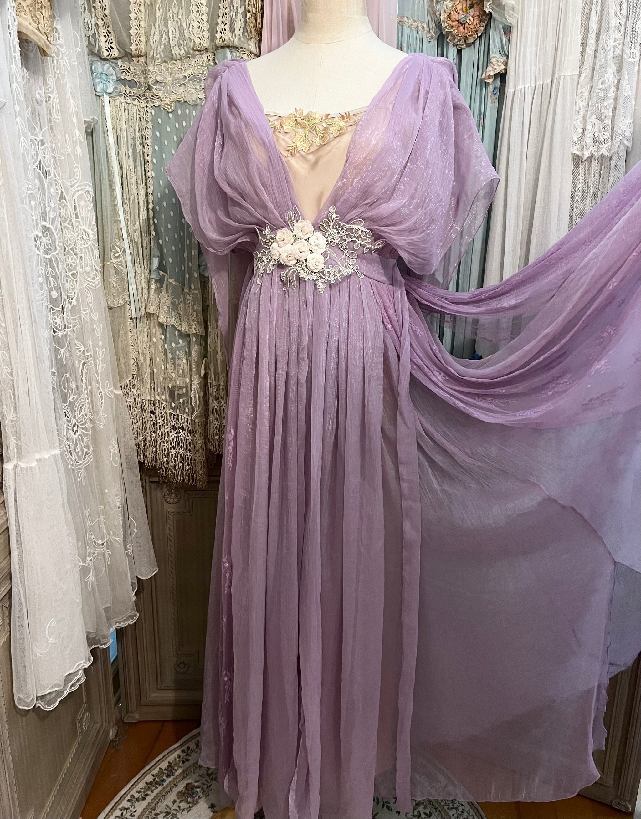 green emerald velvet dress 7 PCS Vintage Medieval Victorian Fairy Dress Women Halloween Irish Costumes  Renaissance Chemise Midi Dresses Set (White,S) : Clothing, Shoes & Jewelry