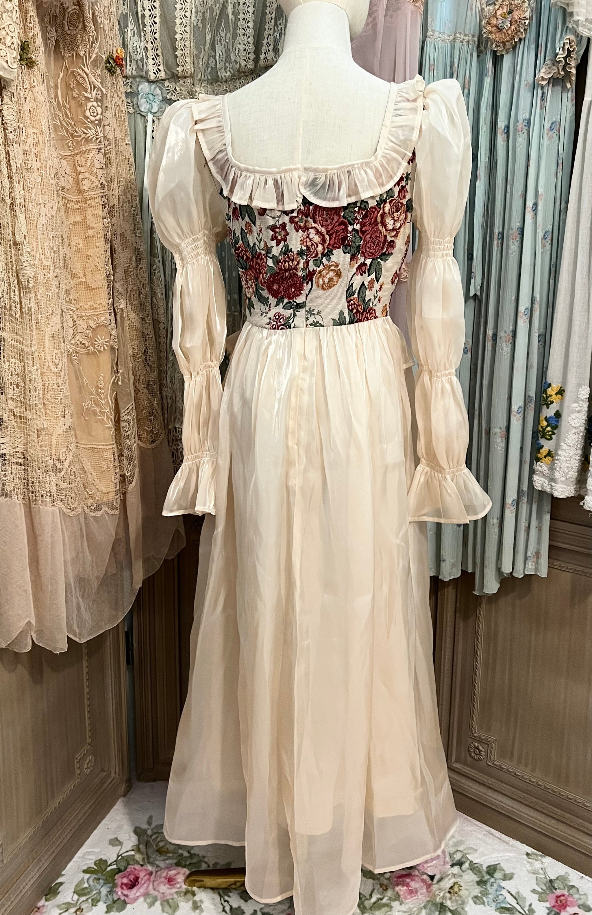 Eloise Dress Cottagecore Princess Vibes Princesscore Royalcore Tapestry Ruched Sleeves S Eloise Dress Cottagecore Princess Vibes Princesscore Royalcore Tapestry Ruched Sleeves S