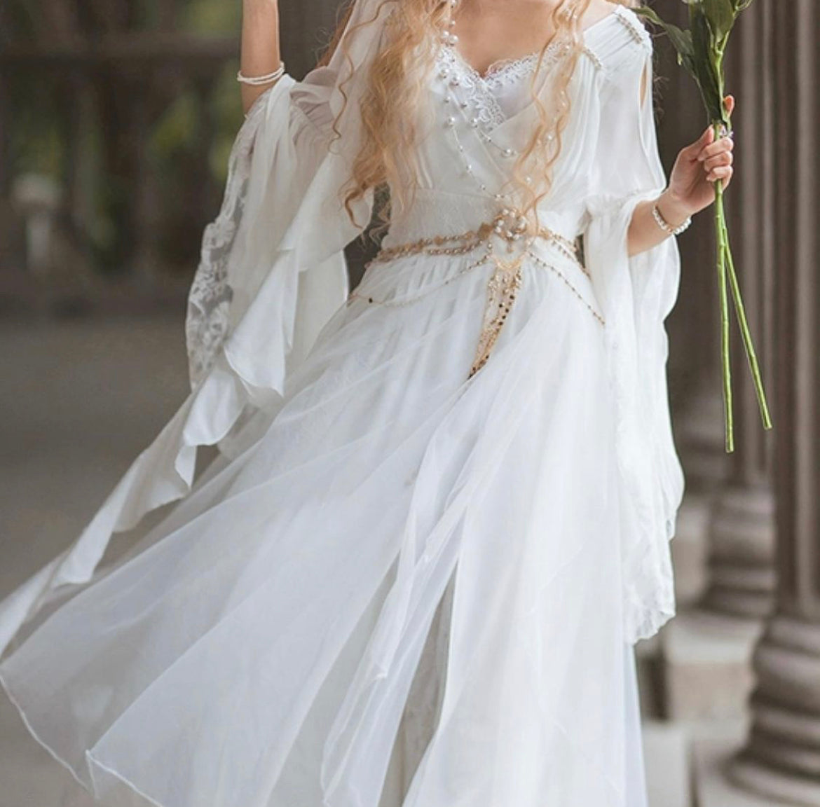 Ophelia dress (Waist chains are sold separately) XS / White