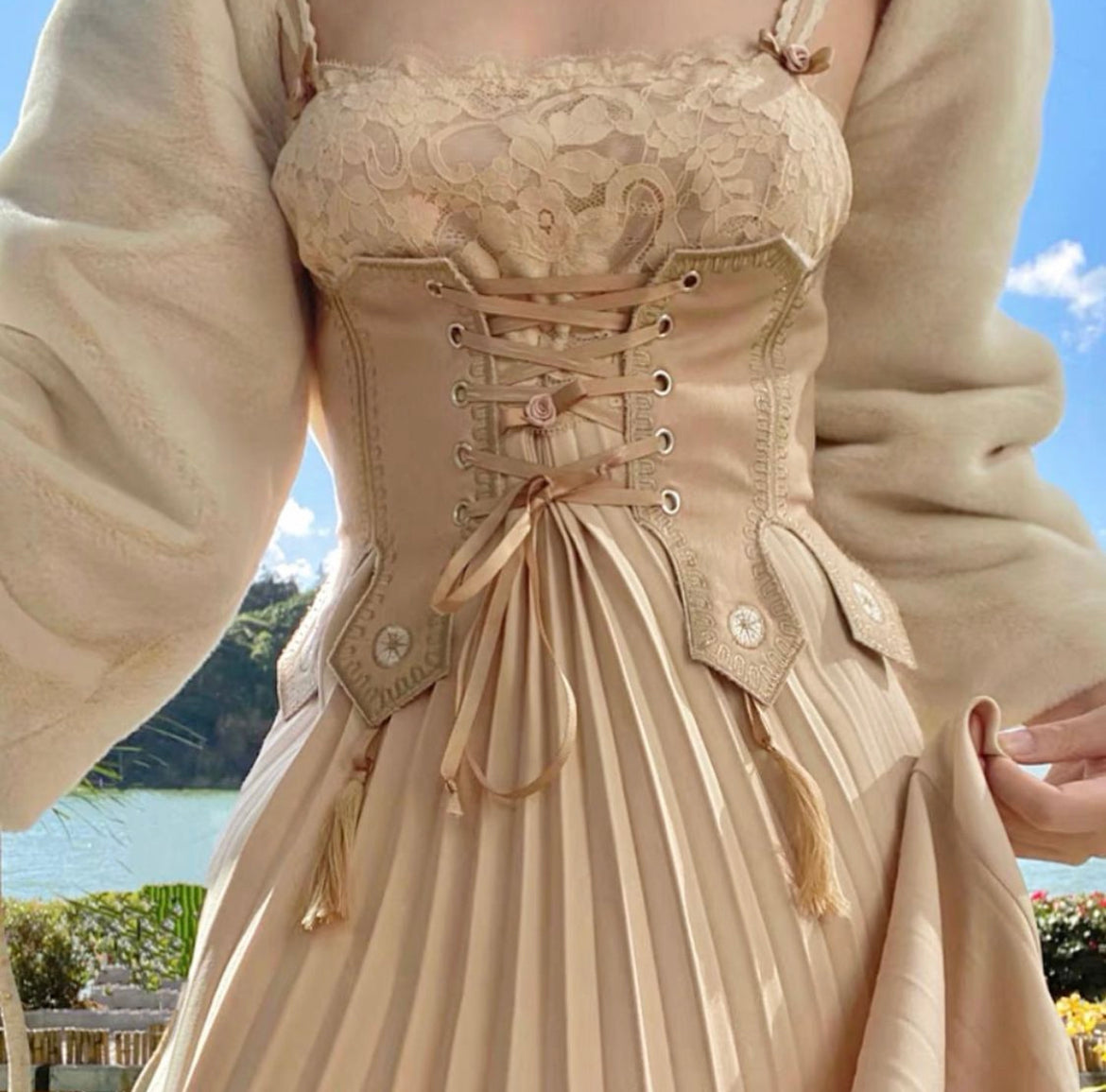 Second Life Marketplace - MI87096 Medieval Underbust Corset Dress