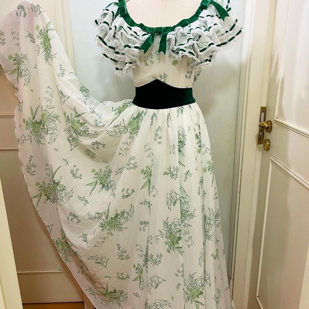 scarlett o'hara green and white dress (Custom order) Signed on the back